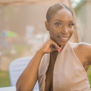 Meet your Posher, Lee